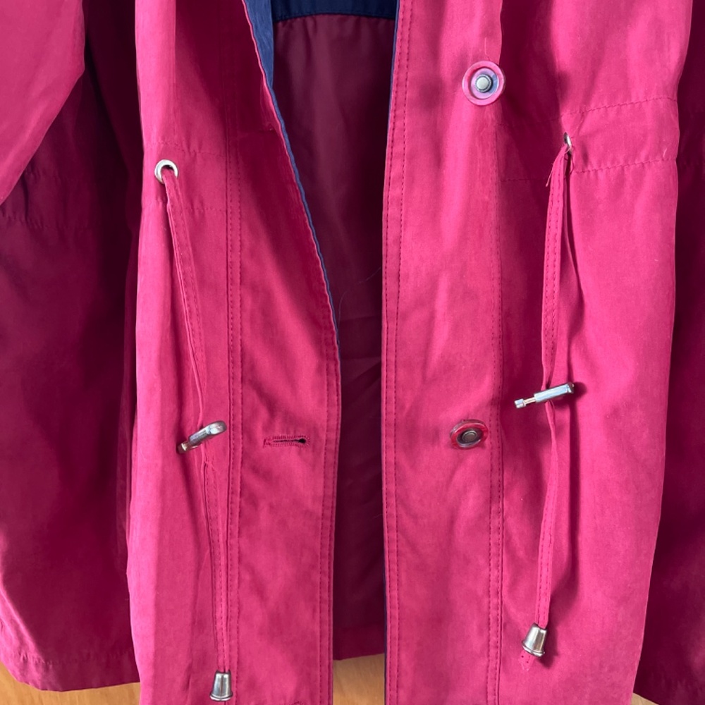 Braetan Vintage Red Lightweight Hooded Jacket - Picture 4 of 5